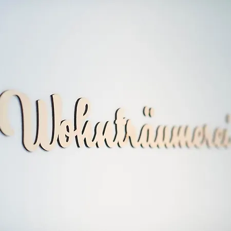 Wohnträumerei-Design Apartment-NETFLIX- Aussenbereich mit Sitzgelegenheit Göttingen Exterior foto