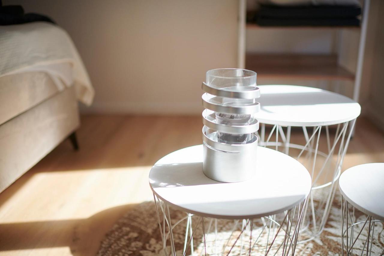 Wohnträumerei-design Apartment-netflix- Aussenbereich Mit Sitzgelegenheit Apartment Göttingen