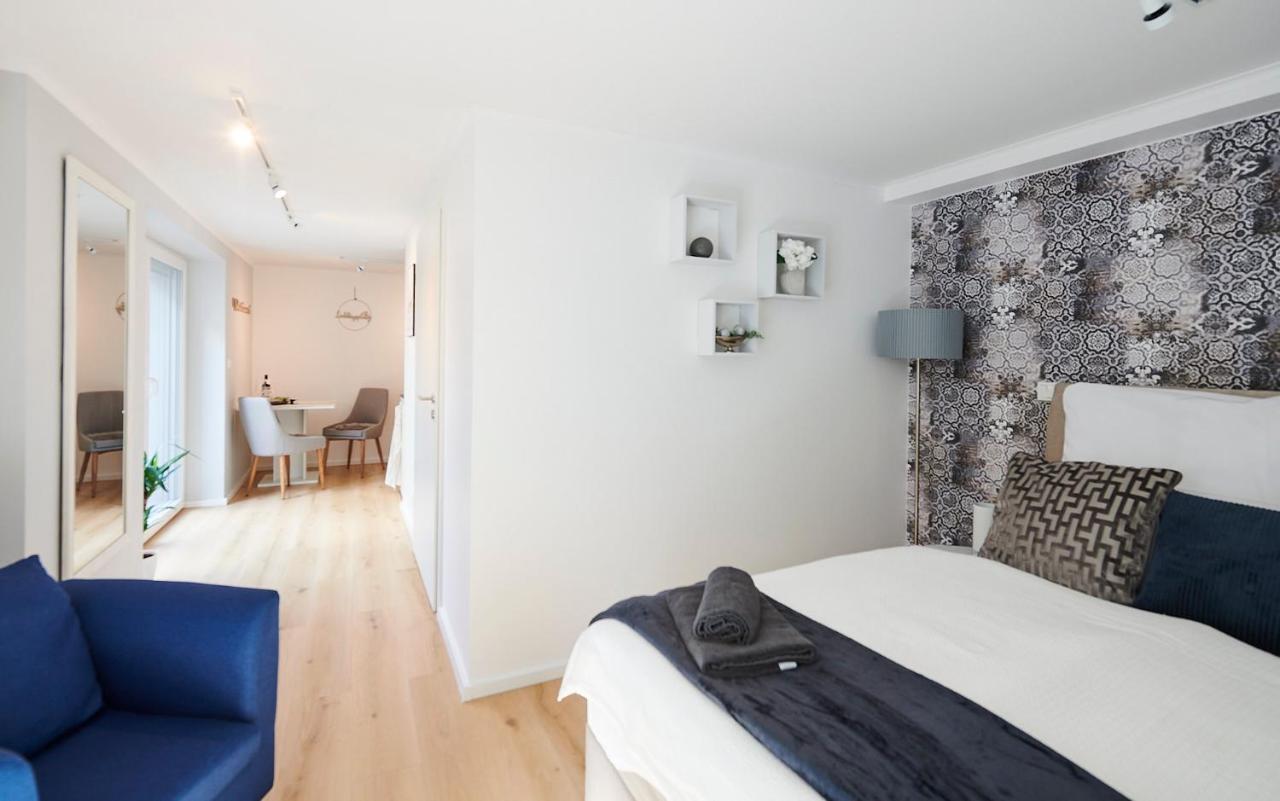 Apartment Wohnträumerei-design Apartment-netflix- Aussenbereich Mit Sitzgelegenheit *
