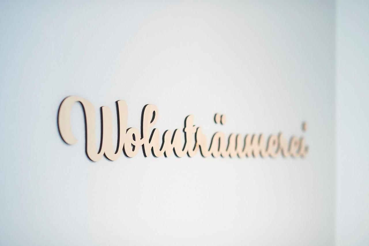Wohnträumerei-design Apartment-netflix- Aussenbereich Mit Sitzgelegenheit Göttingen